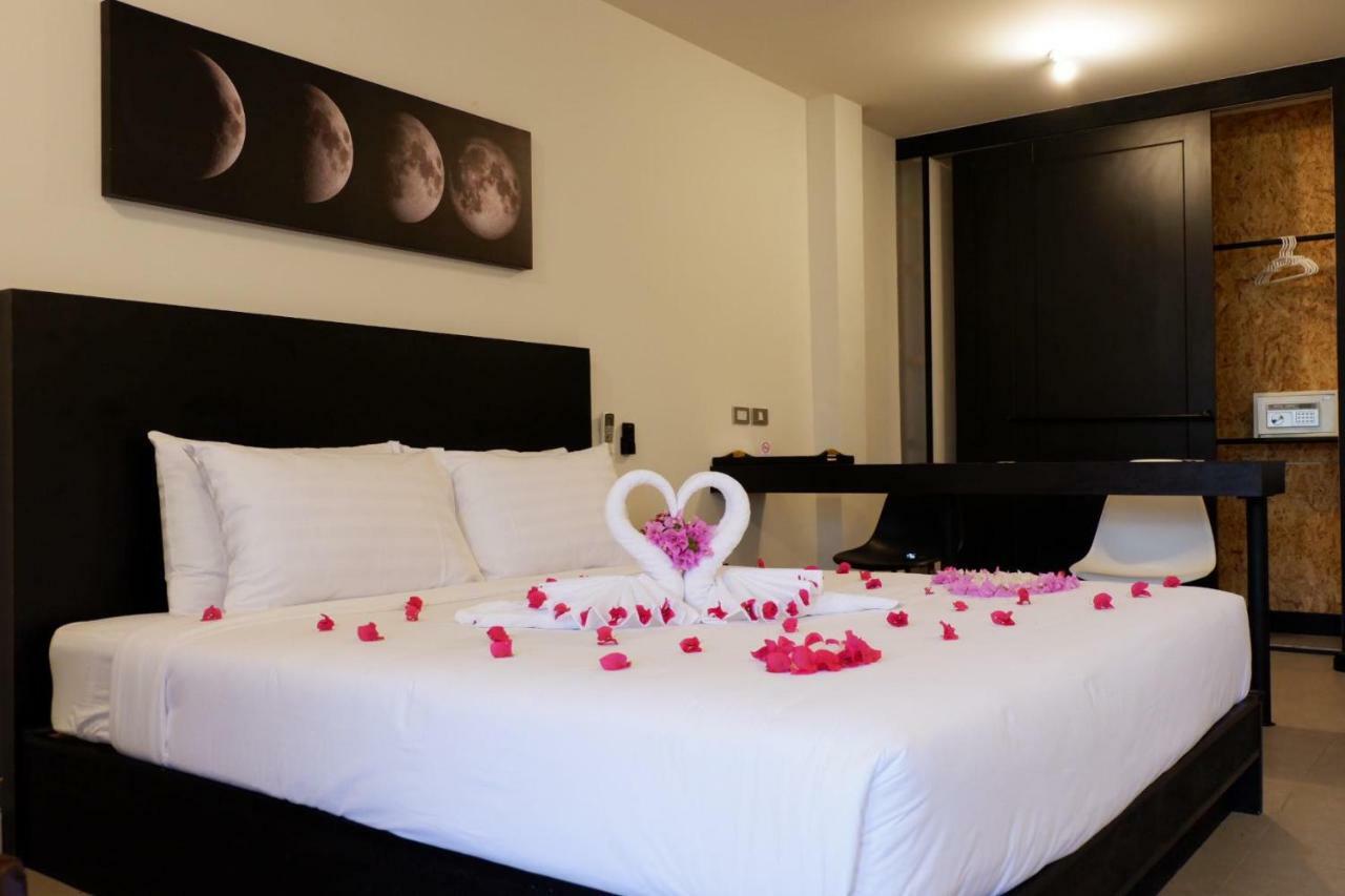 Beam House Hotell Patong Exteriör bild