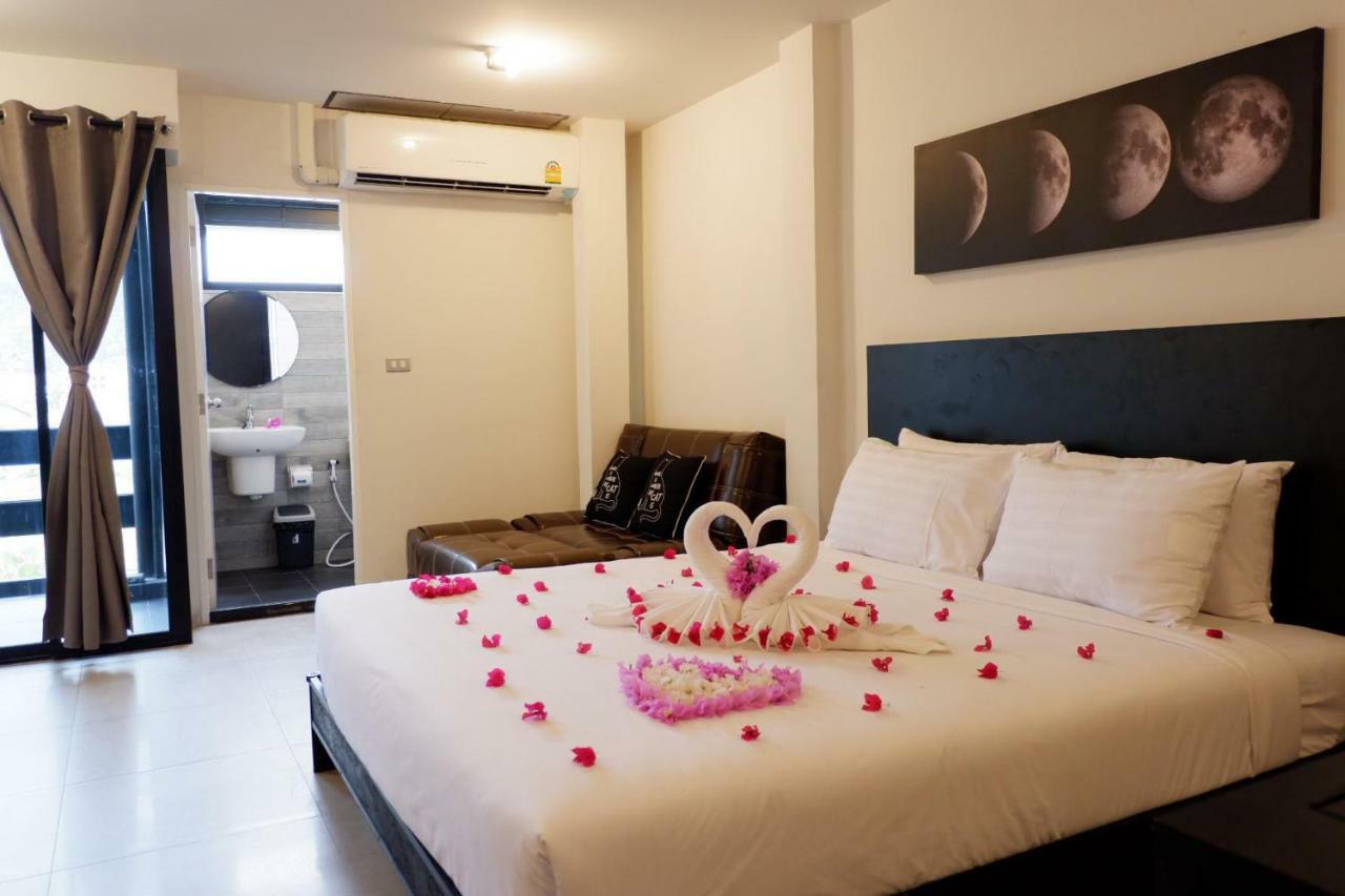 Beam House Hotell Patong Exteriör bild