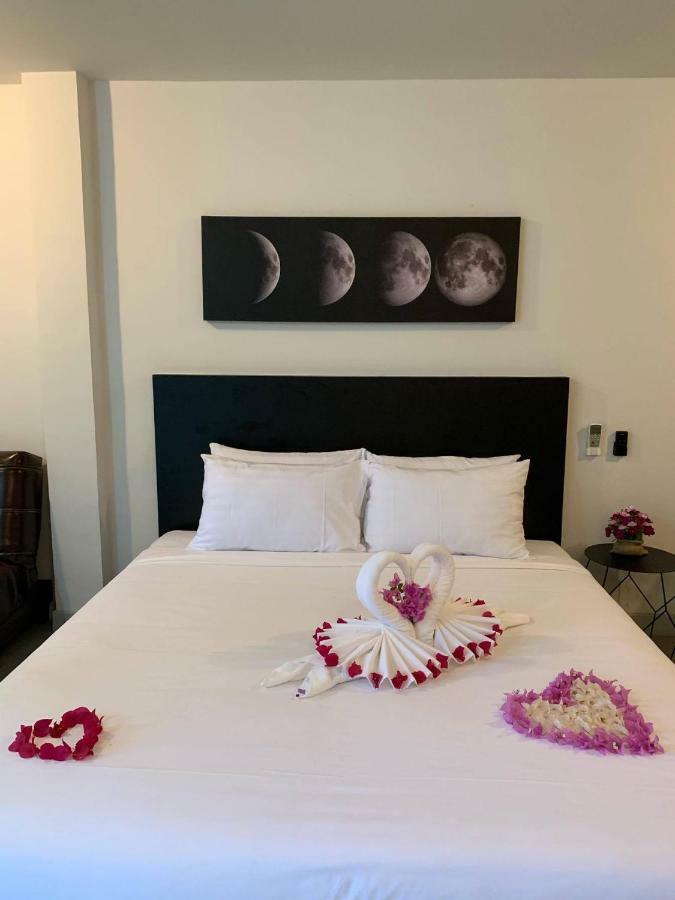 Beam House Hotell Patong Exteriör bild