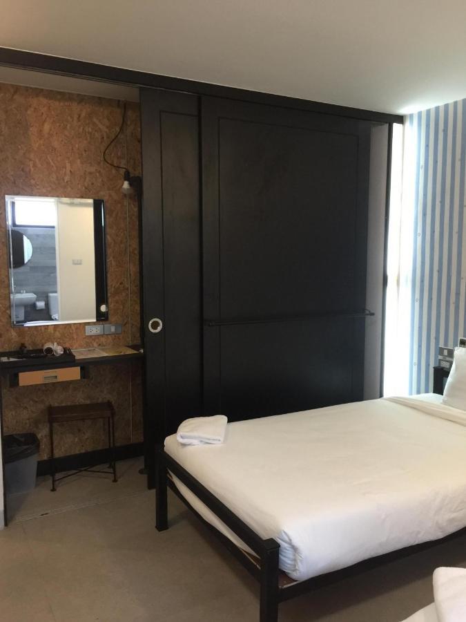 Beam House Hotell Patong Exteriör bild