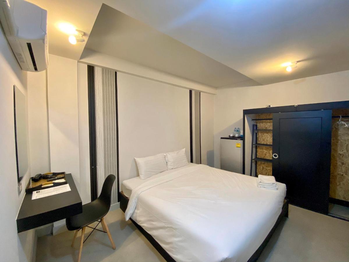 Beam House Hotell Patong Exteriör bild